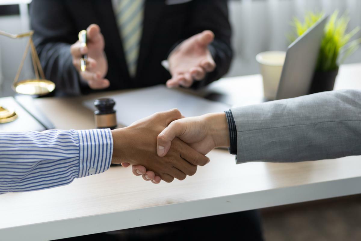 Peaceful, Private Divorce or Courtroom Battle? Choosing Collaborative Divorce